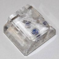 hollandite inclusions