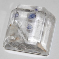 hollandite inclusions