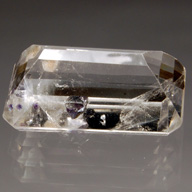 hollandite inclusions